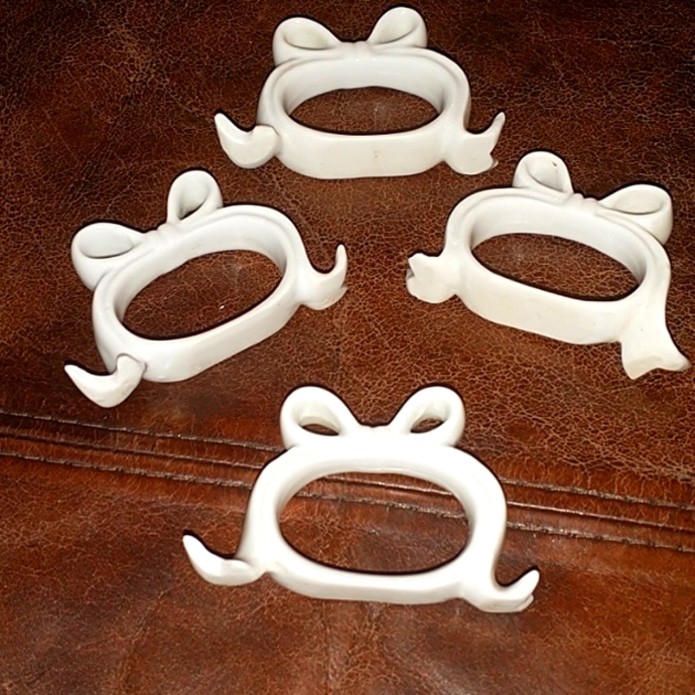 set of 4 Napkin holders